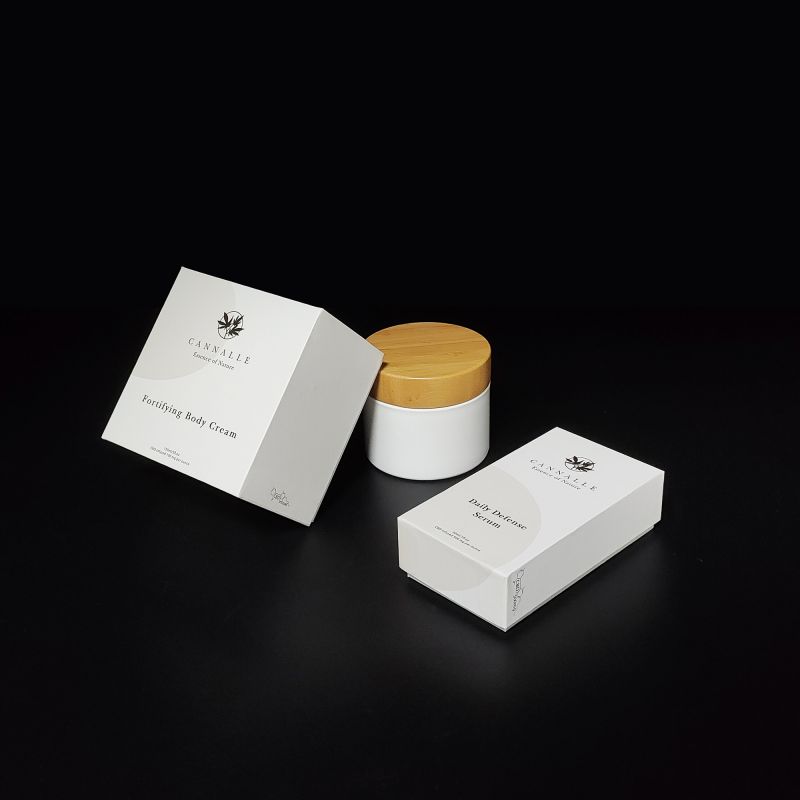 Dárková krabička na logo zlaté fólie s podnosem EVA pěny a prémiovým povrchem HP017