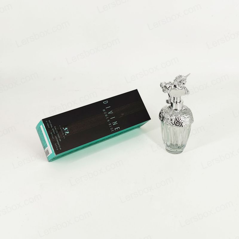 Prémiový papírový tuck boxy určené pro maloobchod, elektronický obchod a elegantní dárkové obaly potřeby PTE006